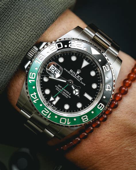 rolex gmt green dial black bezel